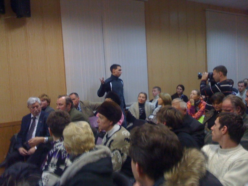 Publ_slush_1_12_2010_Molodej_Vystupl.JPG