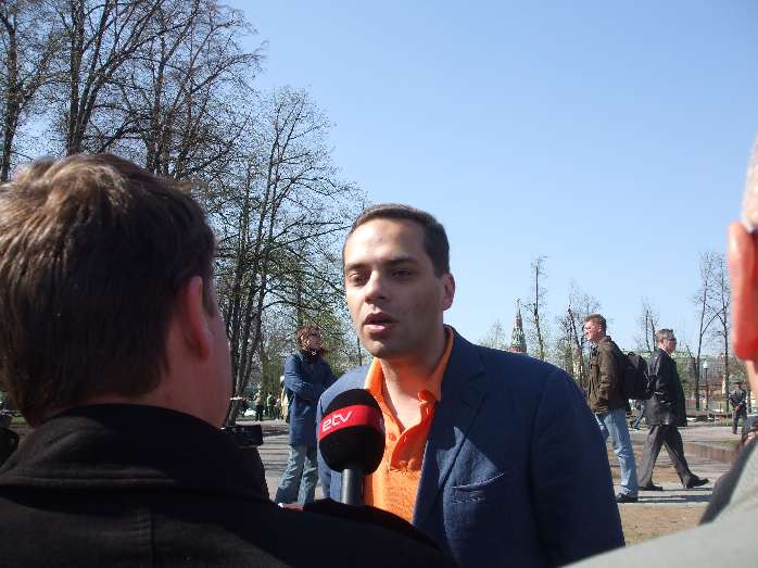 Miting_1_maya_Sol_Milov.jpg